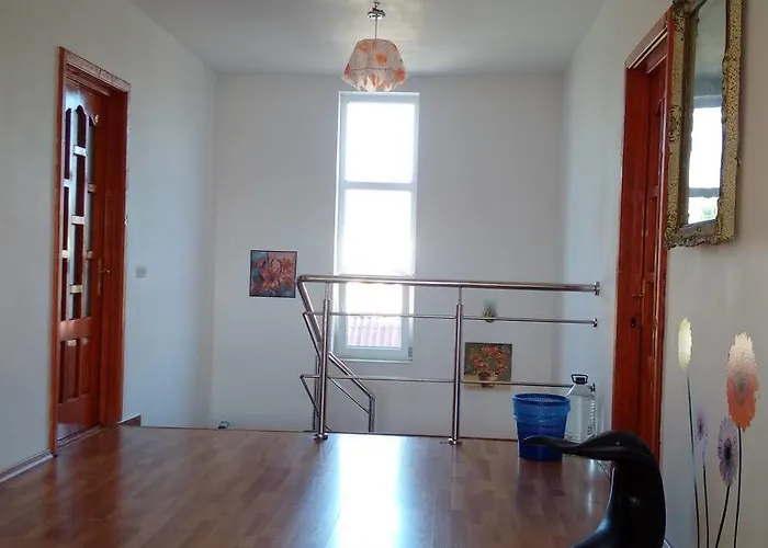 Casa Carlo エフォリエ・ノルド